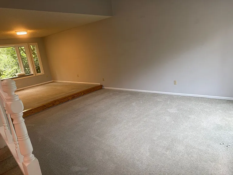 10620 NE 125th Pl — Photo 3