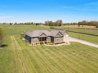 3988 Fykes Grove Rd, Cedar Hill, TN 37032