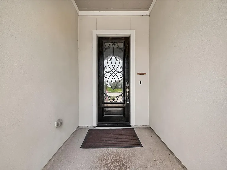616 Cape Capri Dr — Photo 4