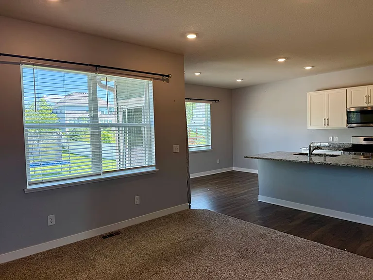 13144 Zachary Ln N — Photo 8