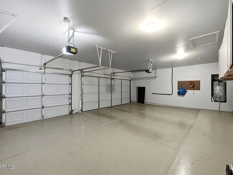 7642 E Hartford Dr — Photo 35