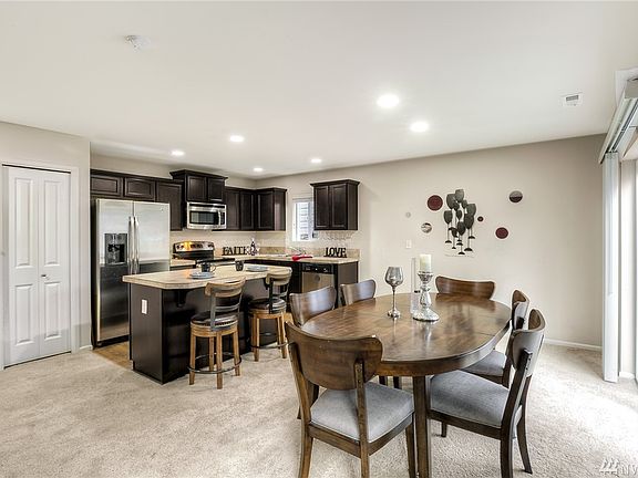 5th image of 2728 11th Ave NW