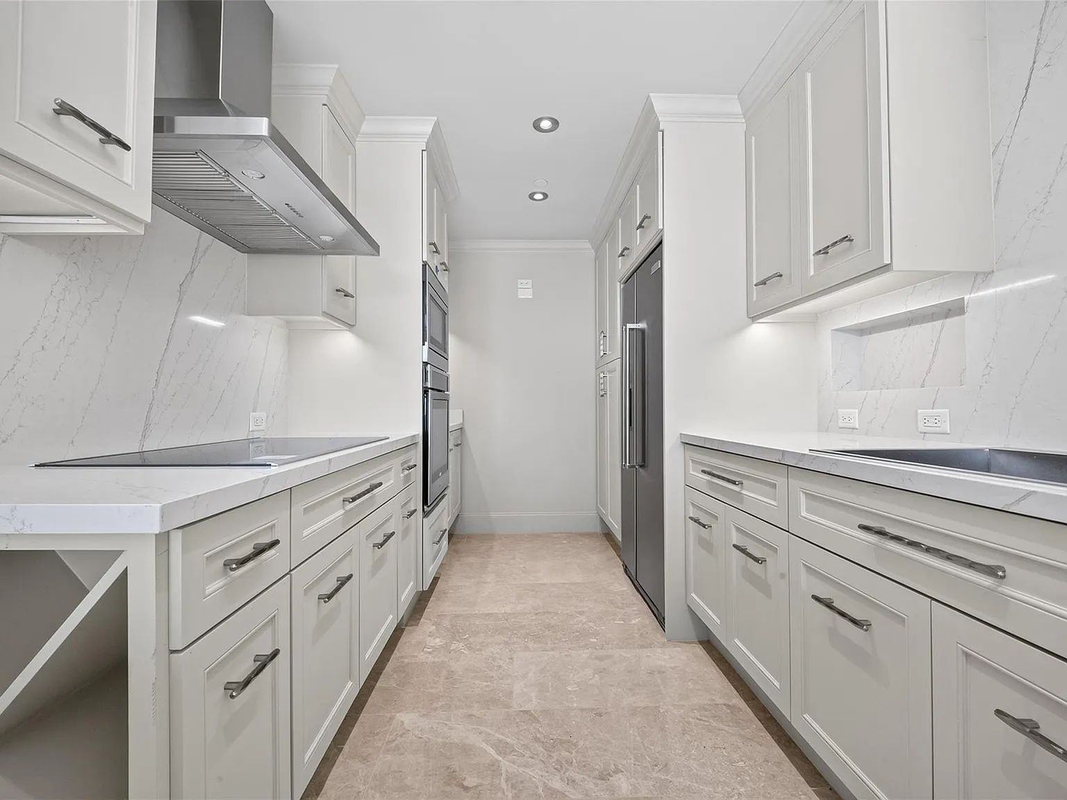 2 bed, 2.5 bath, 2030 sqft, $4,900 — Photo 4