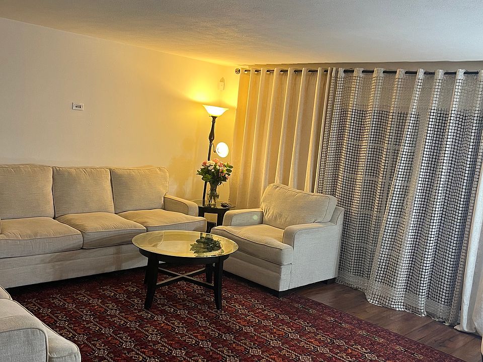1st image of 10750 Amigo Ave