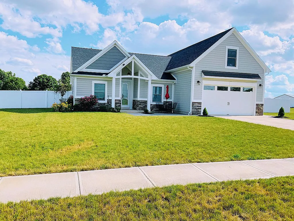 8 Wheatland Dr photo 1