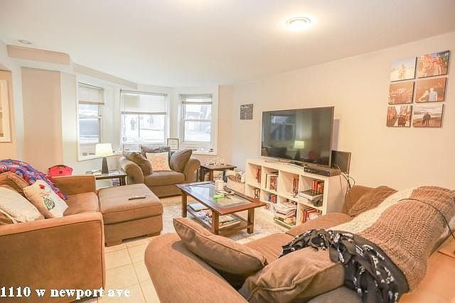 1st image of 1110 W Newport Ave #317