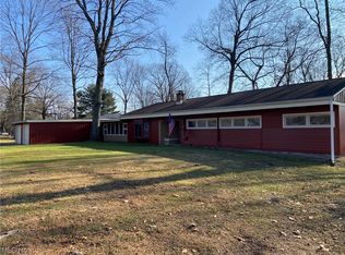 1986 Newton Ave, Barberton, OH 44203