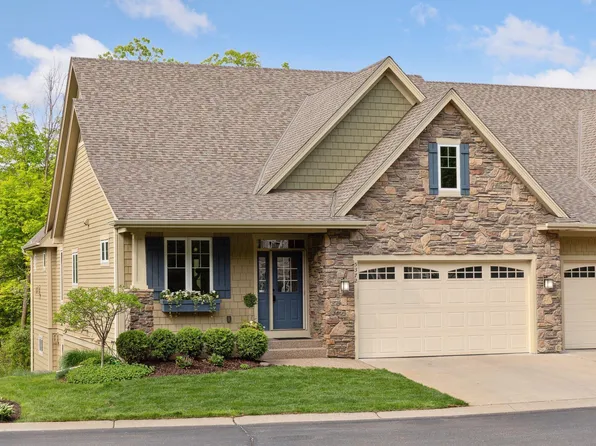 5372 Barrington Way, Shorewood, MN 55331