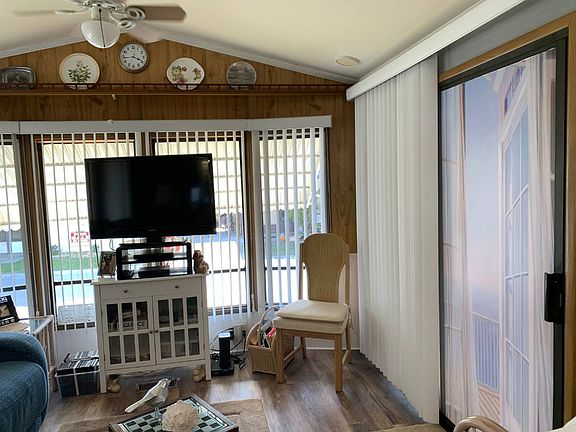 3rd image of 3390 Gandy Blvd N #630