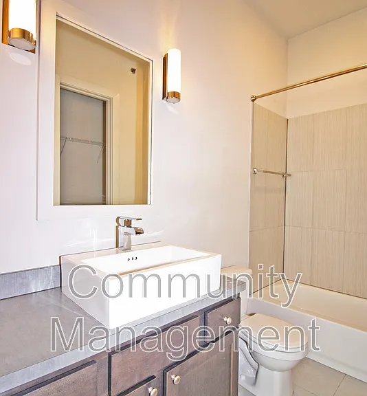 333 E Boyd Dr #22 — Photo 5
