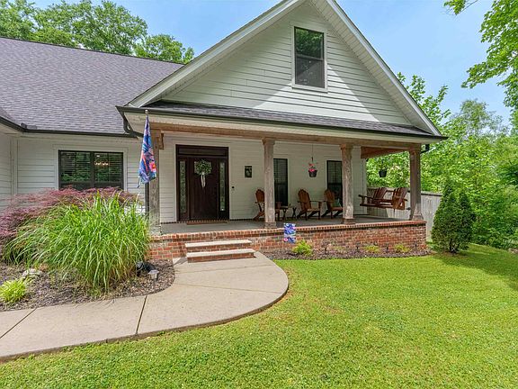 2nd image of 602 Windover Rd