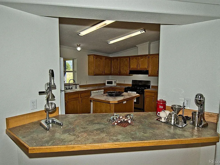1372 N Saddle Rock Trl — Photo 16