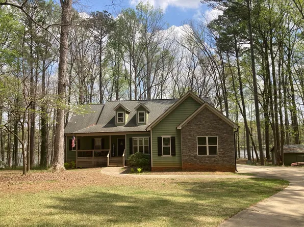 585 Sullivan Rd, Newnan, GA 30265