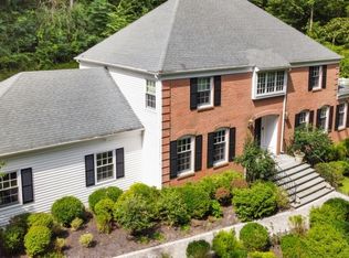 17 Glengary Dr, Mendham, NJ 07945