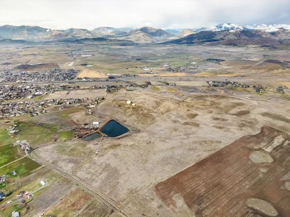 Ball Mountain Little Shasta Rd, Montague, CA 96064