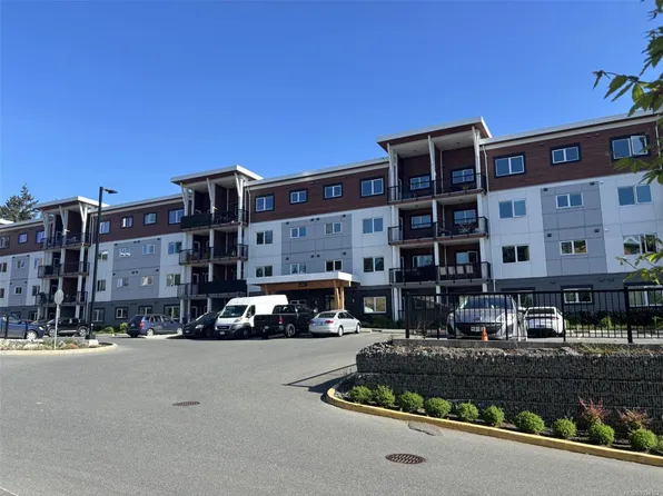 4830 Cedar Ridge Pl #212, Nanaimo, BC V9T 0M8