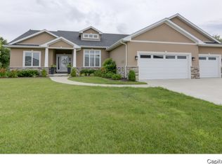 3608 Crystal Spring Dr, Springfield, IL 62711