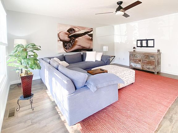 2nd image of 605 Northwynd Cir
