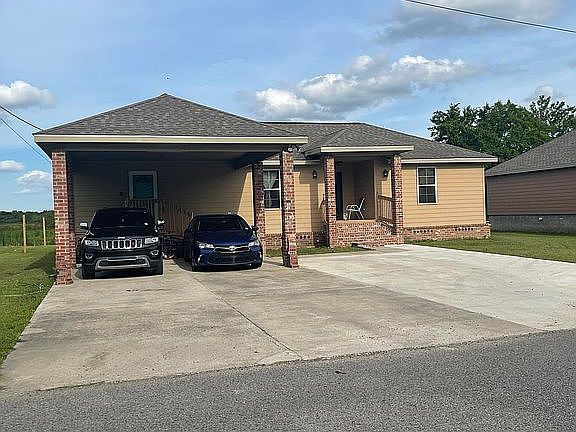 2nd image of 261 Bayou Vista Dr