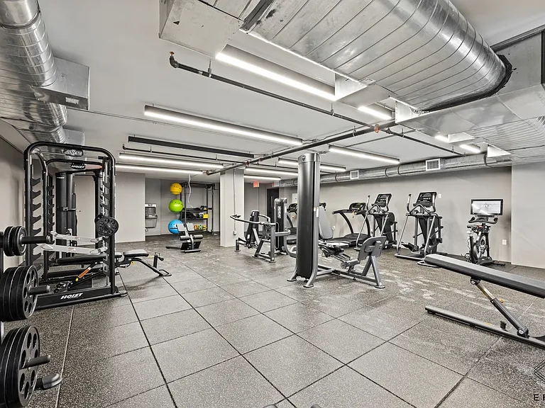 2605 Snyder Ave #7K — Photo 26