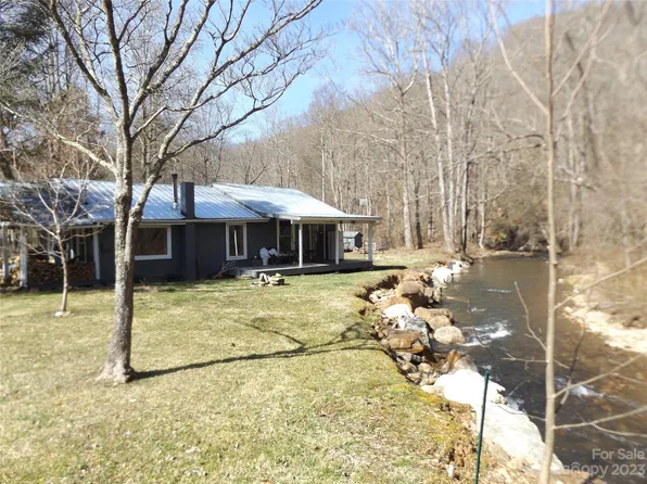 930 Dillingham Rd, Barnardsville, NC 28709