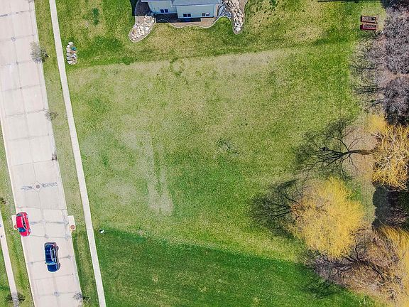 5th image of 3904 Pheasant Dr