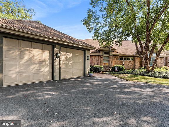 5th image of 3596 Eagle Dr #A