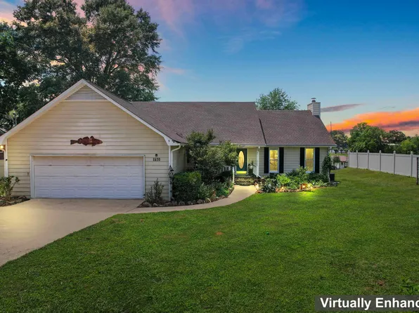 1570 Pine Harbor Rd, Pell City, AL 35128