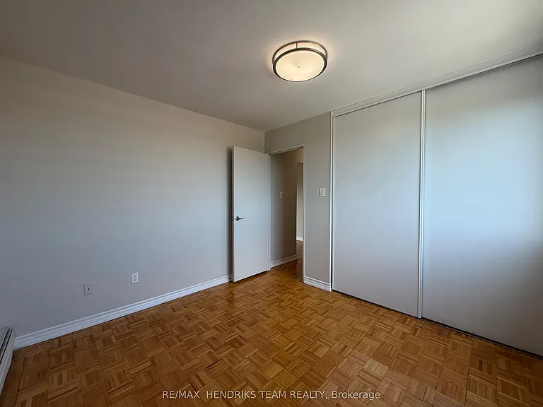 60 Windward St #809 — Photo 7