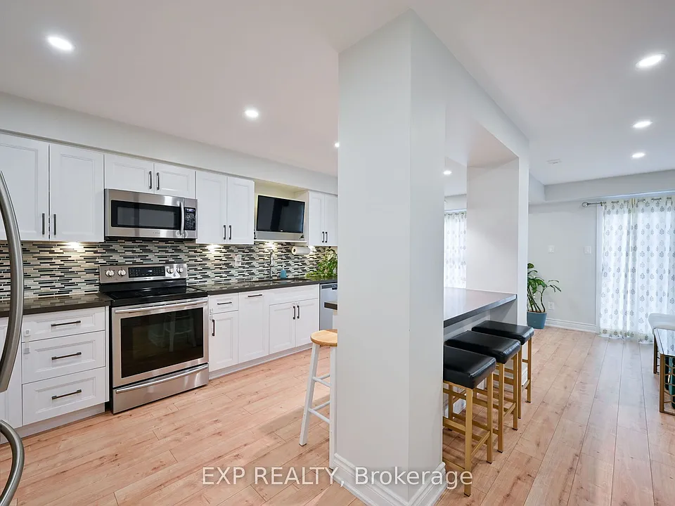 3351 Hornbeam Cres N #64