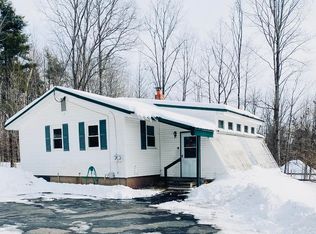 56 1st Nh Tpke, Northwood, NH 03261