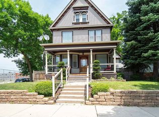 2132 W Highland Ave, Milwaukee, WI 53233