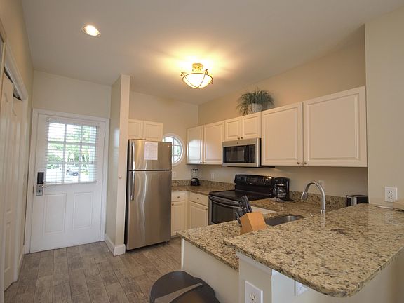 4th image of 7056 Harbor Village Dr