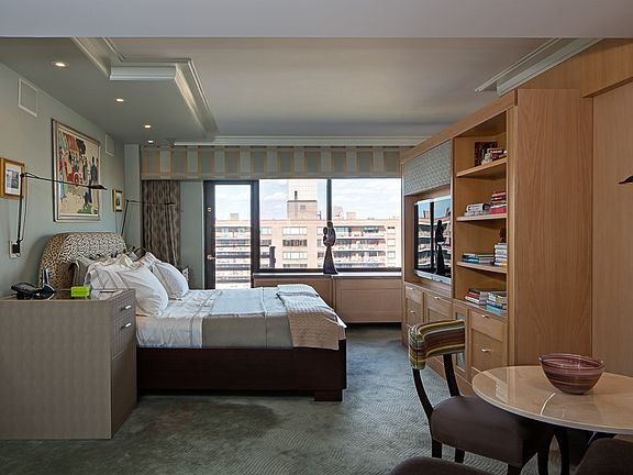 5th image of 382 Central Park W APT 19Y
