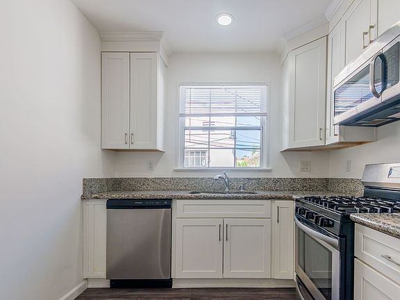 4th image of 8901-8917 Clifton Way