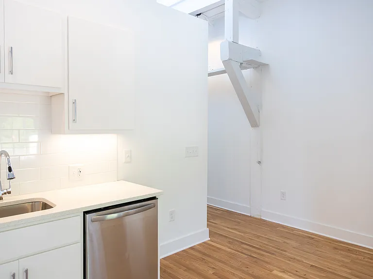 Overton Lofts — Photo 27