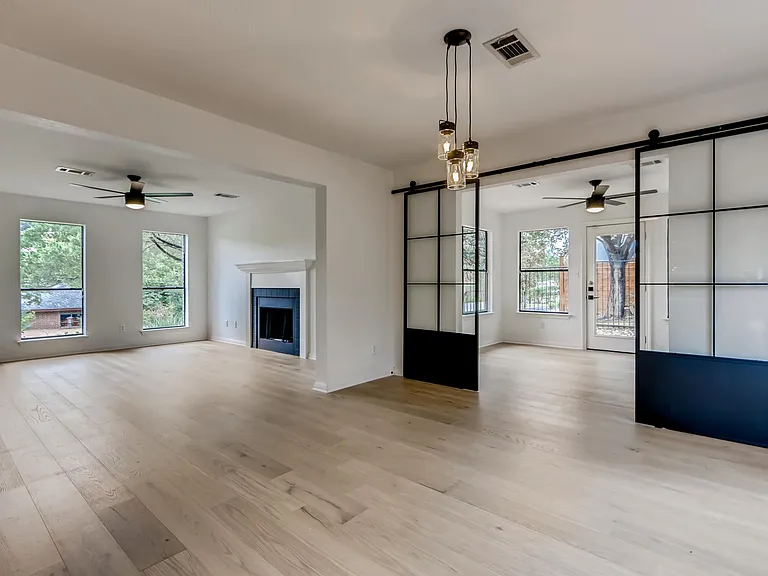 107 Long Wood Ave — Photo 9