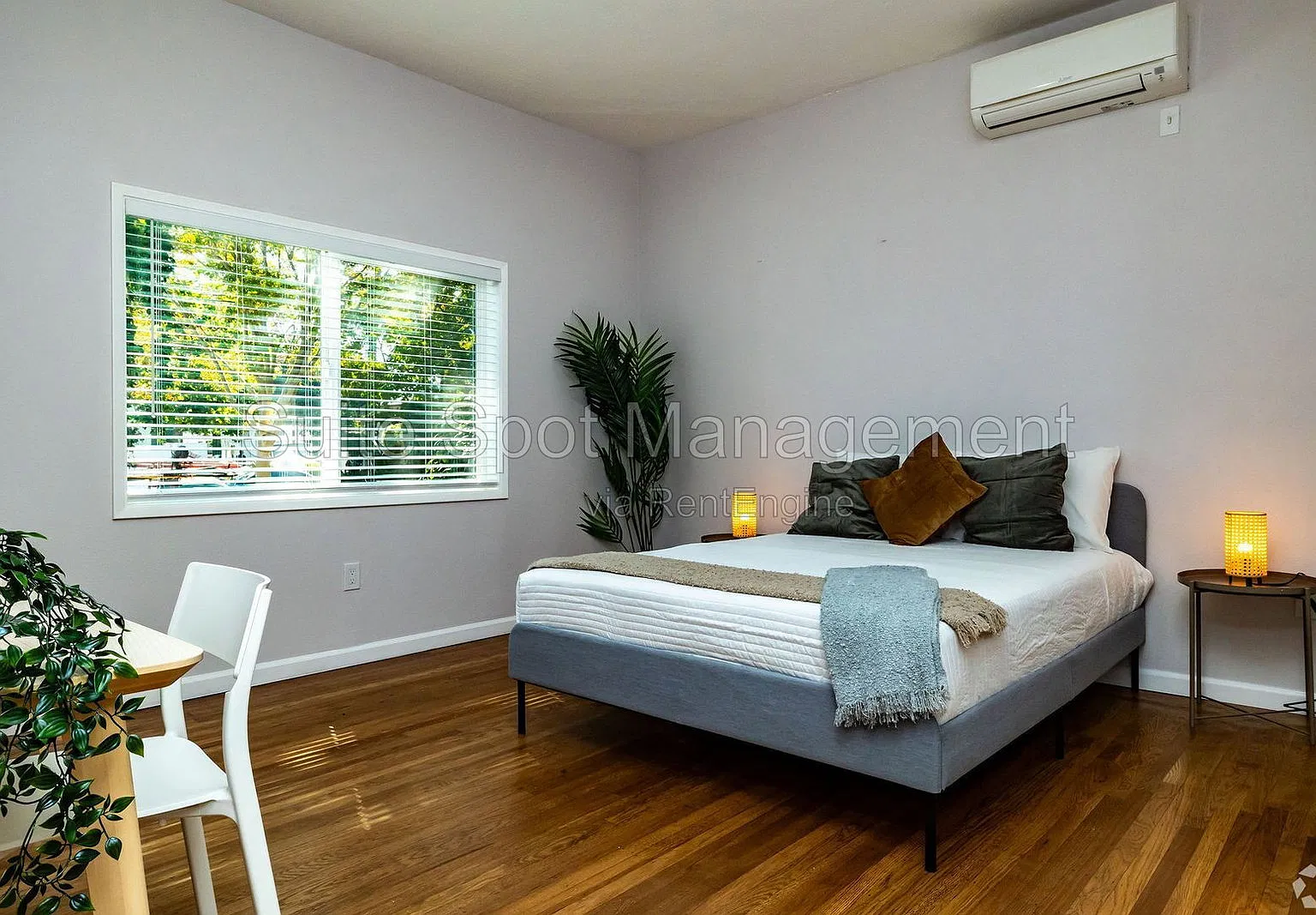 160 Harrison Ave — Photo 1