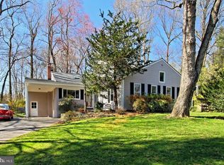 8410 Tobin Rd, Annandale, VA 22003