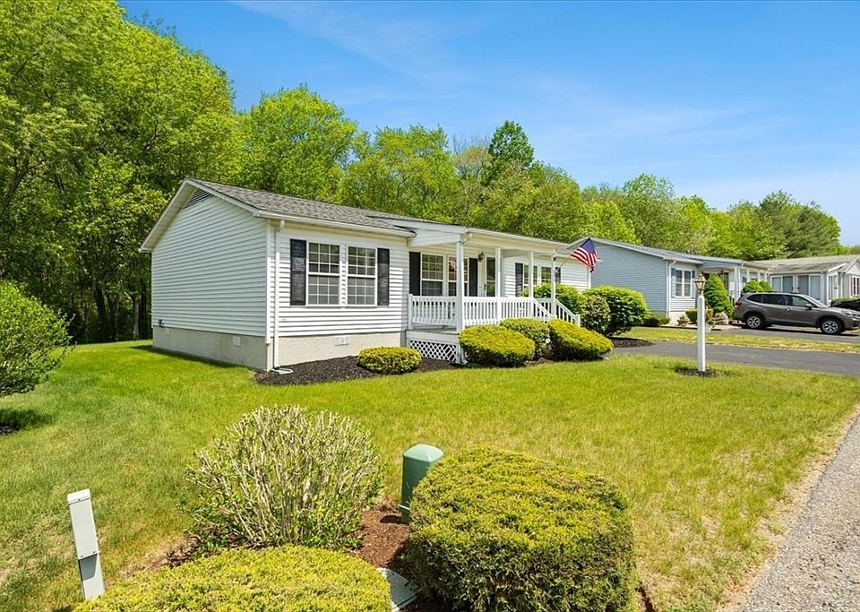 1st image of 84 Trailwood Dr