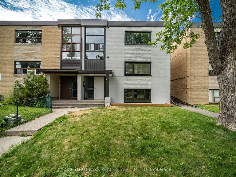 42 Cavell Ave — Photo 36