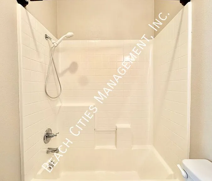 1885 Orizaba Ave #104 — Photo 31
