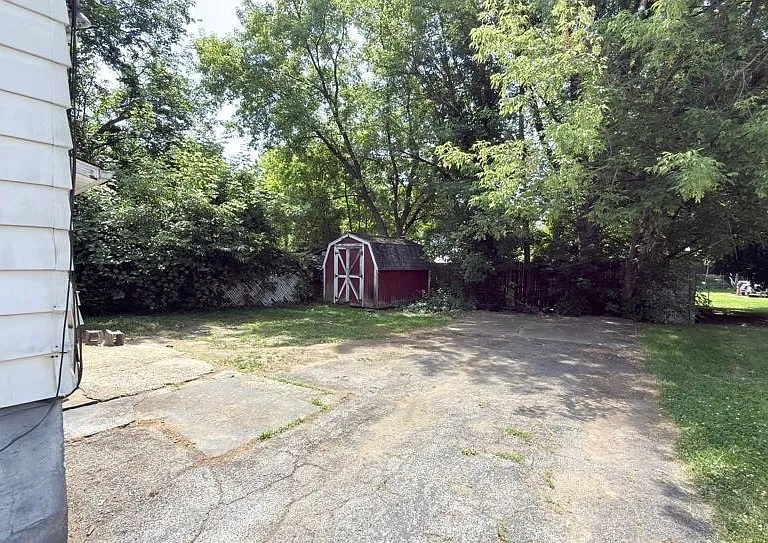 200 Jesse Ave — Photo 5