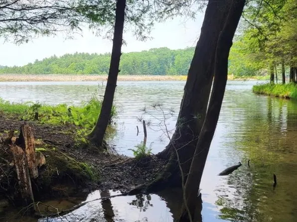 398 Far Country Dr, Daniels, WV 25832