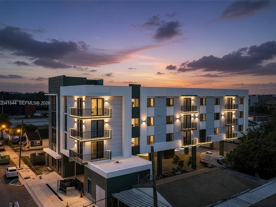 37XX NW 23rd Ave #1-16