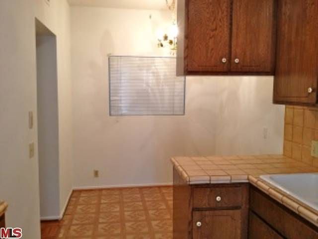 1st image of 817 10th St Unit 103