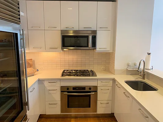 Rented by Realmart Realty LLC | media 26