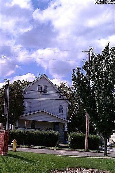 1st image of 952 Hammel St