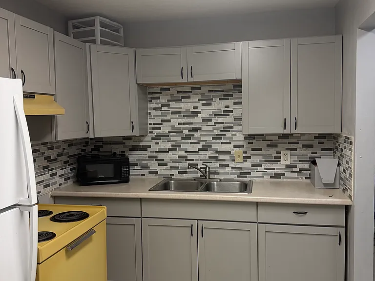 90 Sciota Ave #5 — Photo 9