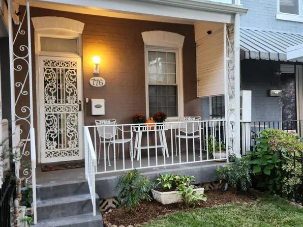 776 Lamont St NW, Washington, DC 20010